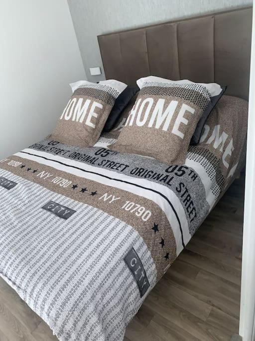Superbe Appartement Tres Confortable 塞里斯 外观 照片