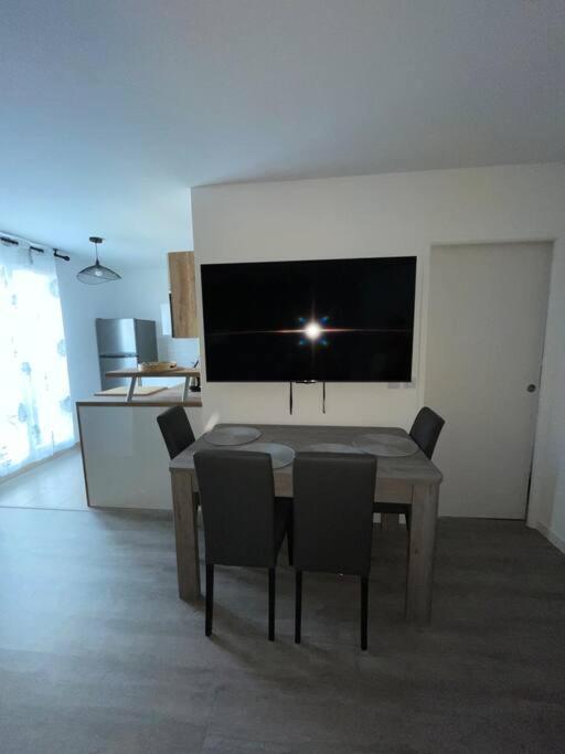 Superbe Appartement Tres Confortable 塞里斯 外观 照片